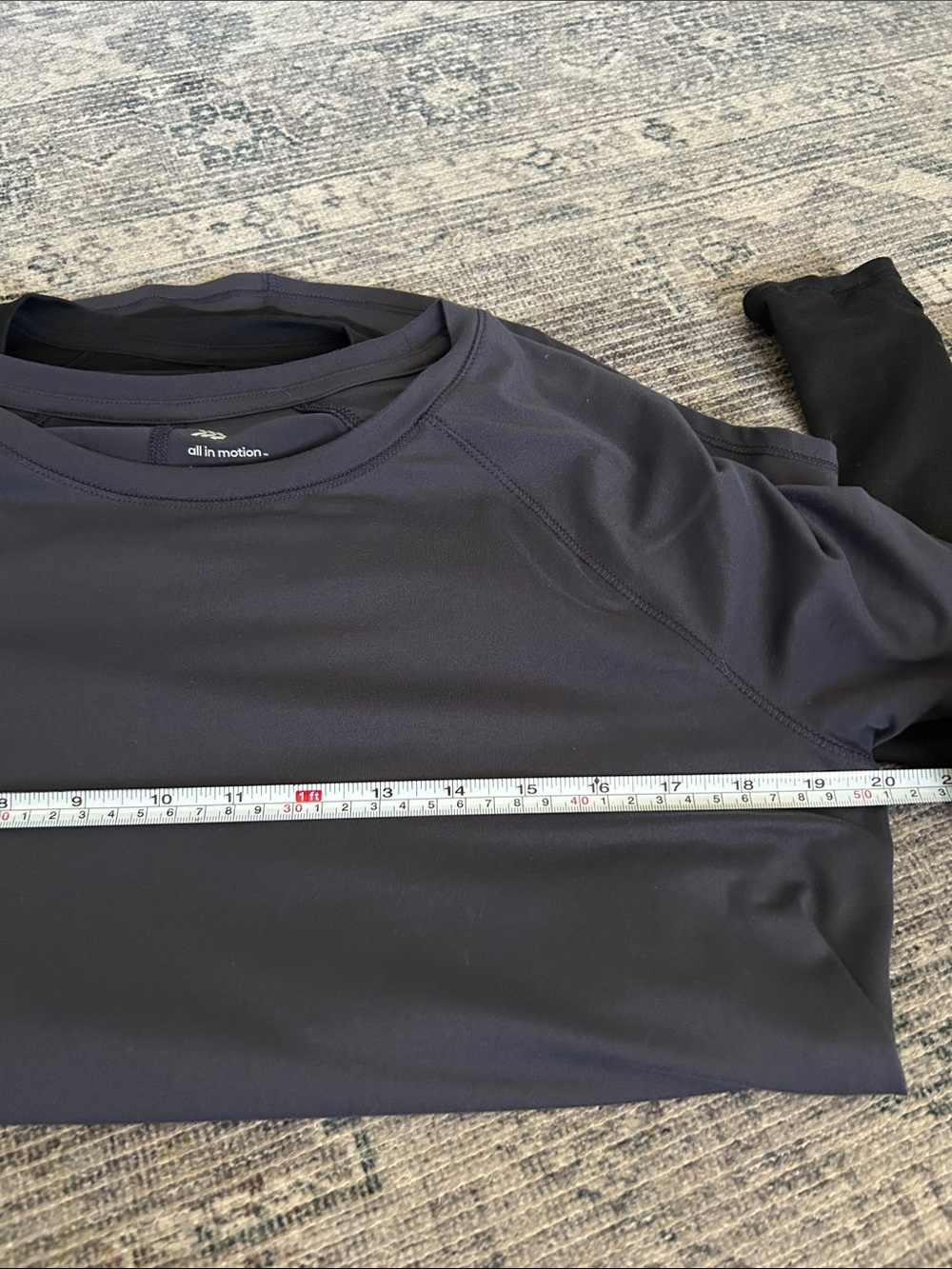 2 All In Motion Women’s Long Sleeve Tees Size Large - Picture 6 of 9
